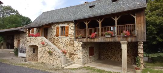 Gîte pour 6 personnes, avec terrasse et jardin dans Le Bas Ségala