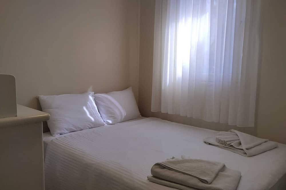 Villa Kumsal - 100 meters to beach in Kusadasi, Provinz Aydın