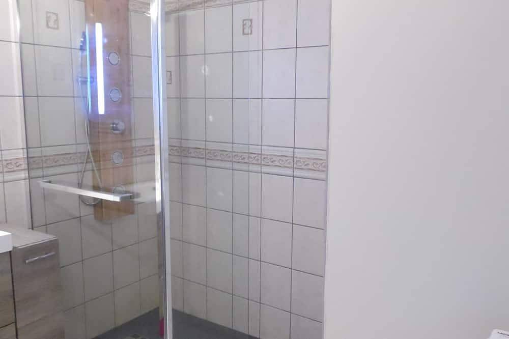 Gite \"Albizia\" und das Schwimmbad 10x4 m. in Prissac, Le Blanc und Umgebung