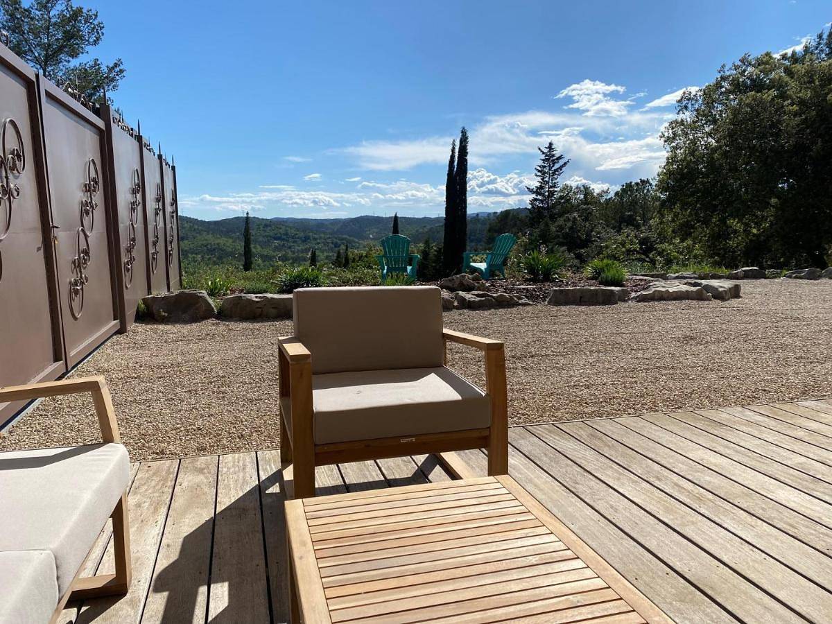 Appartement entier, Apartment in Montauroux, Côte méditerranéenne (France)