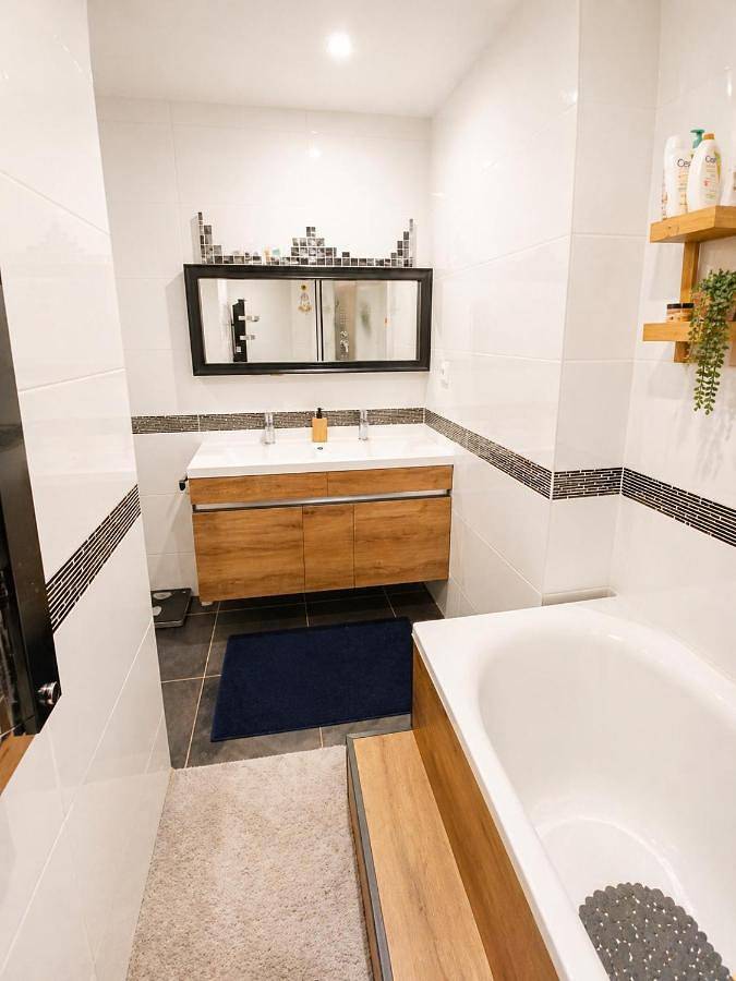 Gîte pour 8 personnes, avec terrasse à Saint-Flour - 4