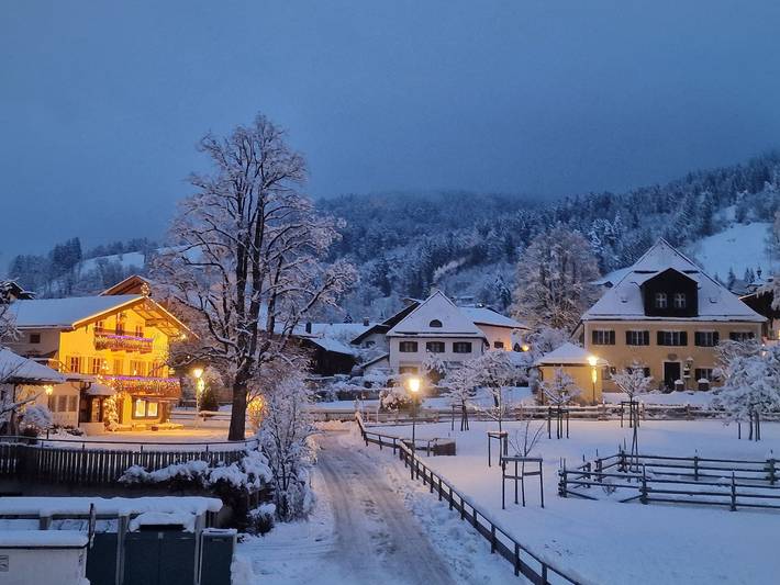 Ferienwohnung für 5 Personen, mit Balkon und Seeblick sowie Ausblick am Schliersee
