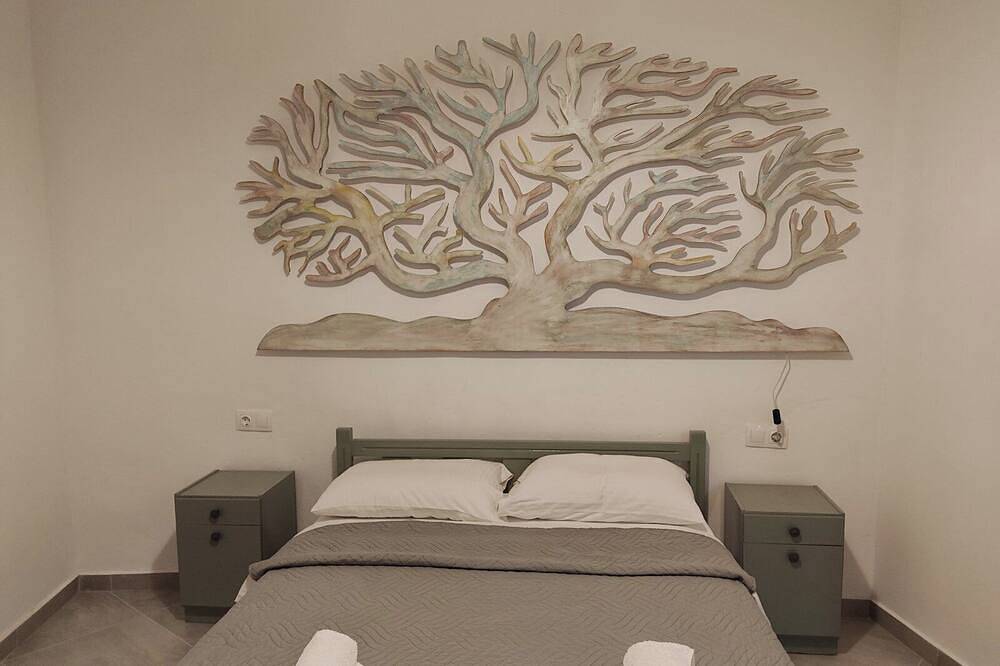 Geheel appartement, Relaxed spacious apartment with garden view and free Wifi in Agia Galini, Rethymno en omgeving