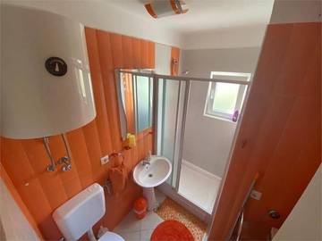 Apartament Wakacyjny dla 4 osoby w Tribunj, Żupania szybenicko-knińska, Zdjęcie 2