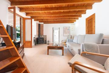 Villa in Crestatx, Sa Pobla für 4 