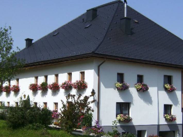 Ferienhaus für 4 Personen, mit Garten und Balkon sowie Ausblick, mit Haustier am Attersee