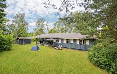 Ferienhaus für 8 Personen, mit Terrasse und Garten in Lolland