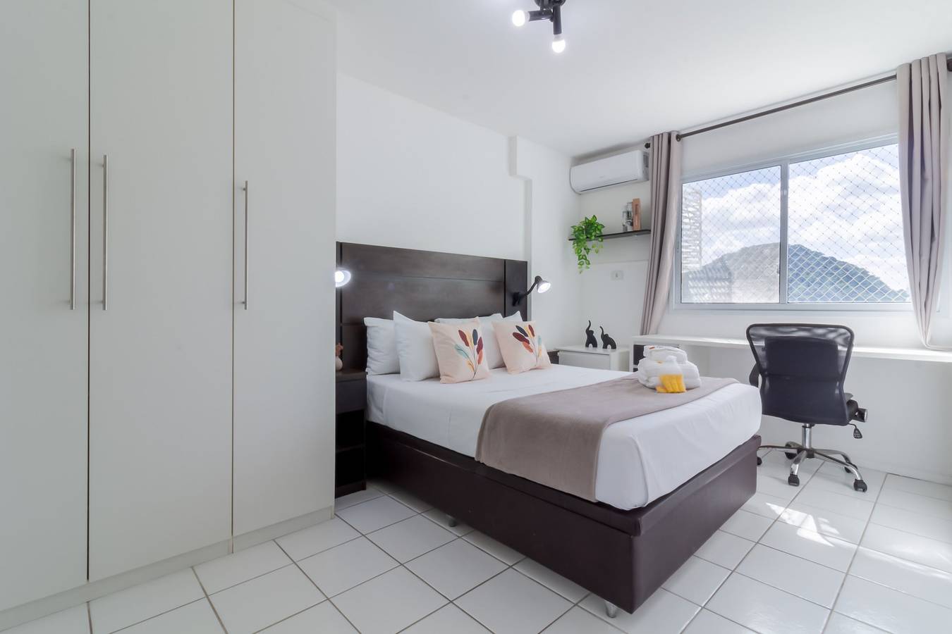 Entire apartment, Apartment with balcony in Recreio | Sa907 in Recreio dos Bandeirantes, Rio de Janeiro