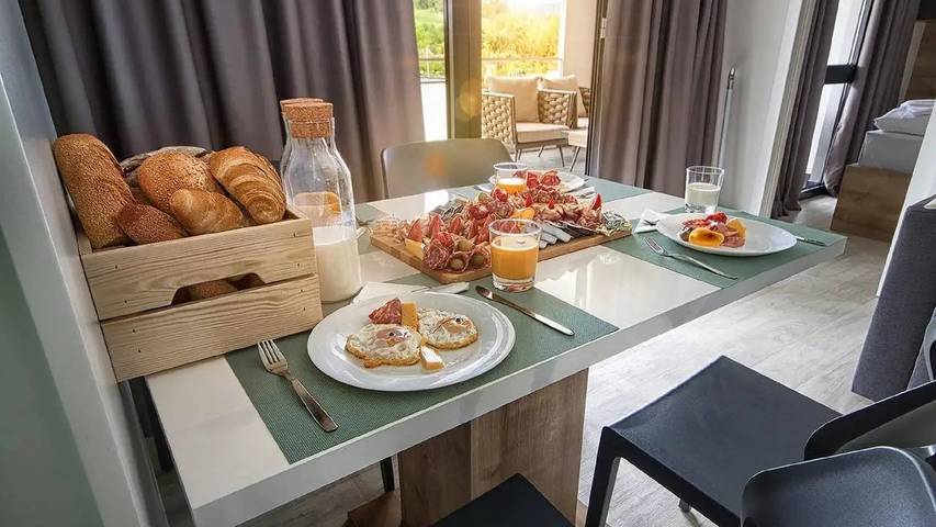 Camping für 6 Personen, mit Terrasse und Pool in Drage (Pakoštane) - 4