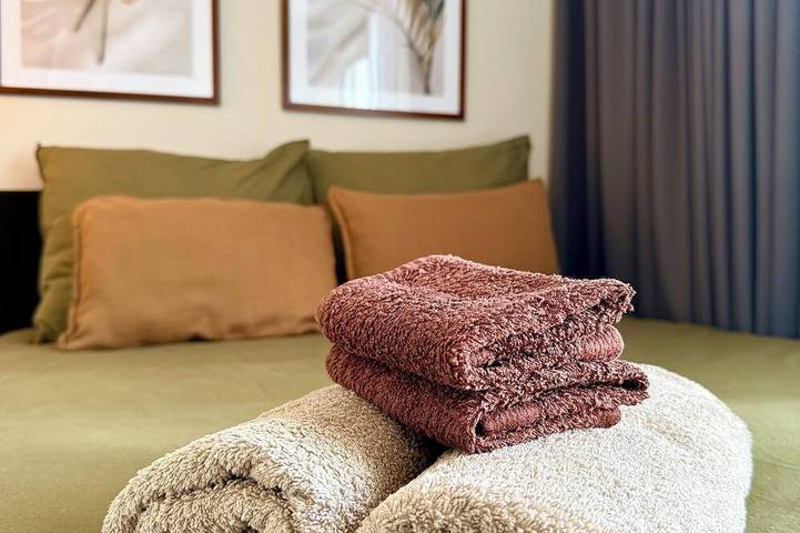 Appartamento intero, Private Studio I Waterfront garden I 20 min to Centre in Amsterdam-Noord, Costa Olandese