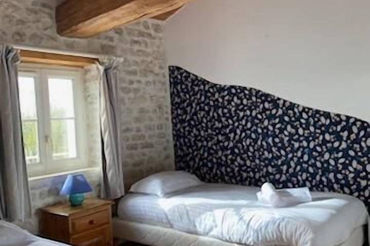 Gîte pour 5 personnes, animaux acceptés à Ternant (Charente-Maritime) - 4