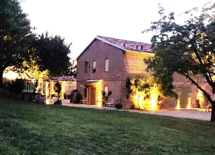 Location de vacances pour 2 personnes, avec vue et jardin à Imola