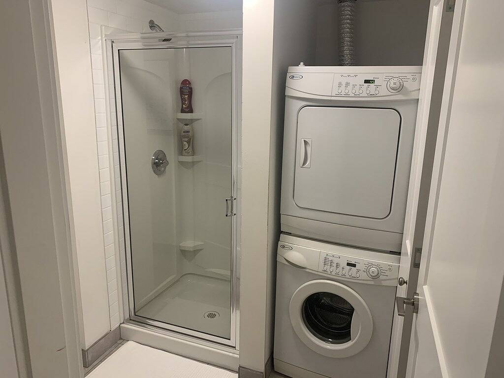 Modern, stylish, bright and peaceful 2 Bedroom New Suite. Fully licensed in Burnaby, British-Columbia