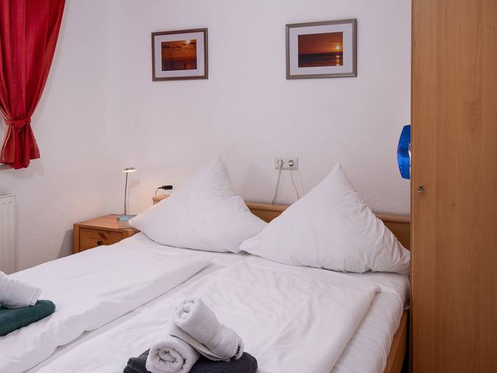 Ferienwohnung für 4 Personen, mit Terrasse und Garten sowie Sauna in Norden - 4