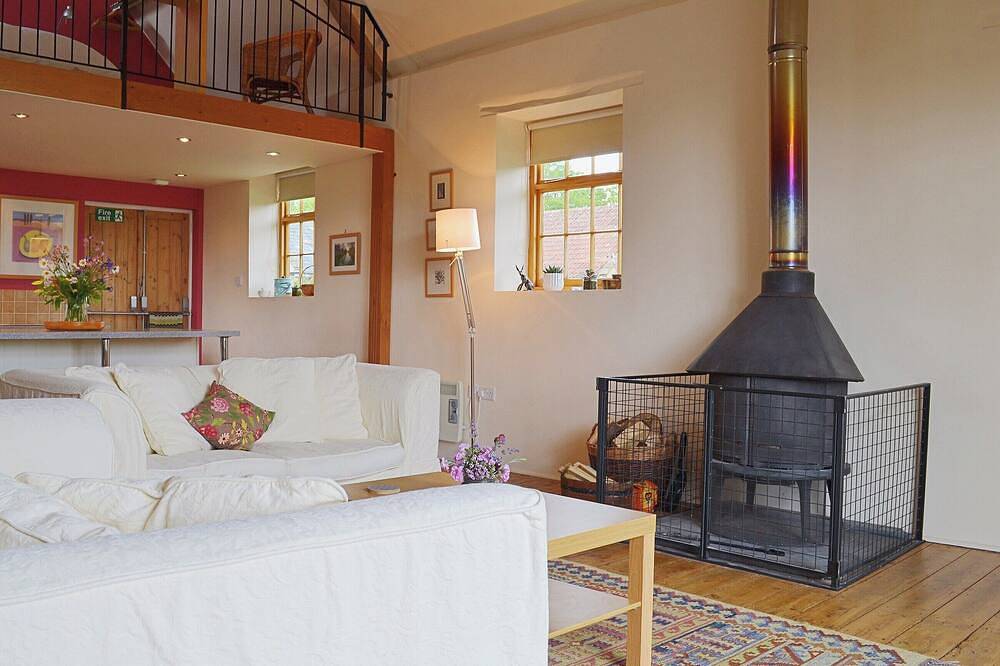 1 bedroom accommodation in Burcott, Wells in St Cuthbert Out, Somerset