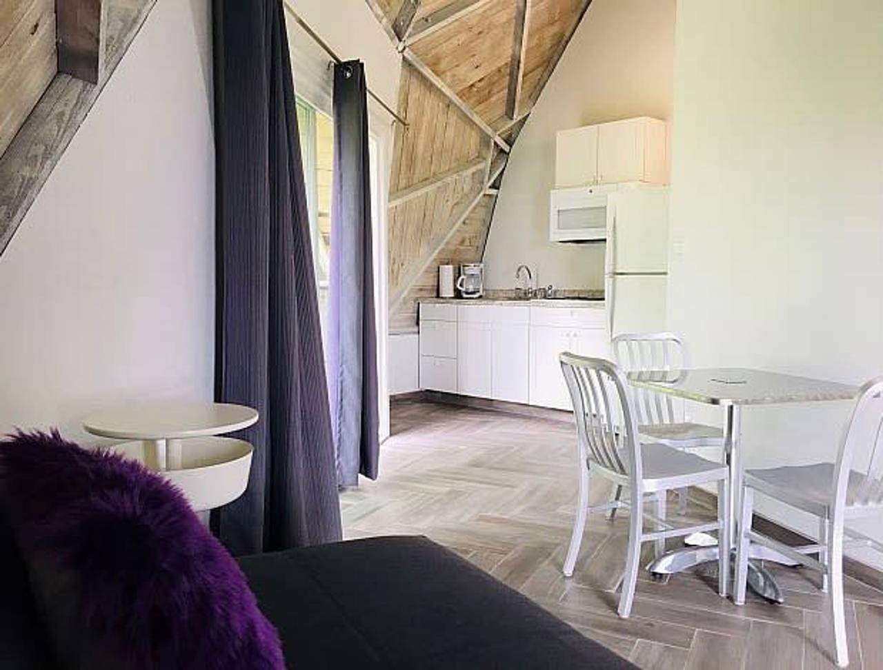 Ganzes Studio, Studio 02 - Lake Sumner in Lake County