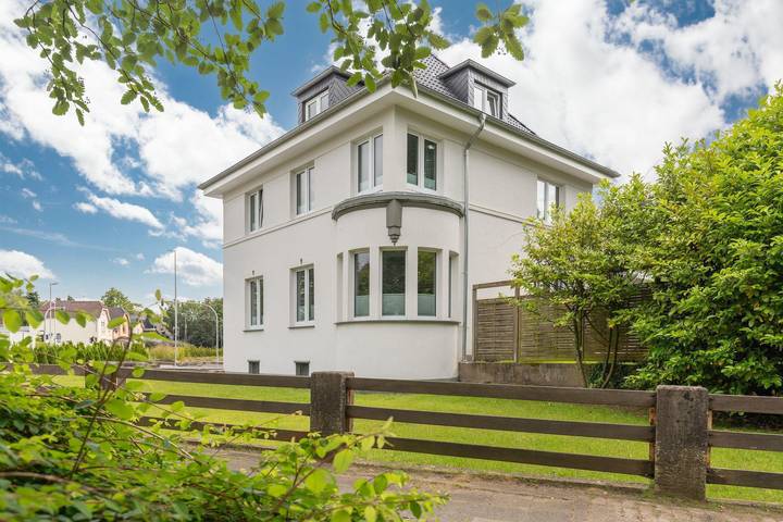 Ferienhaus für 12 Personen, mit Terrasse und Garten in Husum