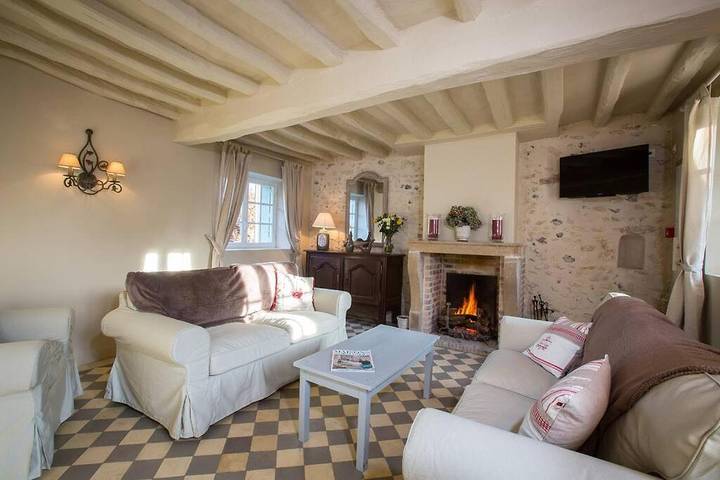 Location de vacances pour 7 personnes, avec jardin dans Vexin-sur-Epte