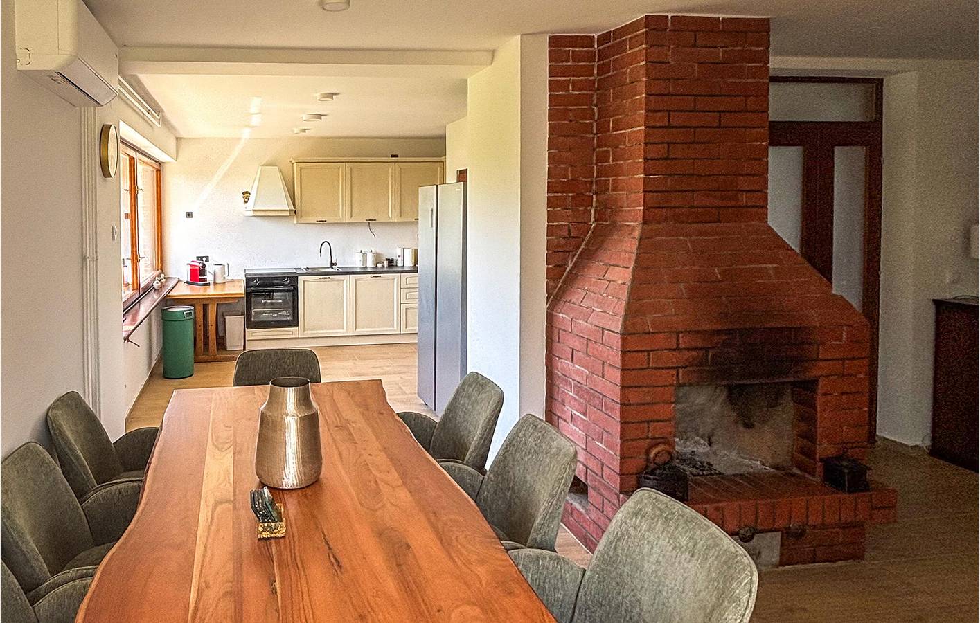Charmante Ferienwohnung: 900 m zum Strand, WLAN, Terrasse und Parkplatz inklusive in Zagreb und Umgebung