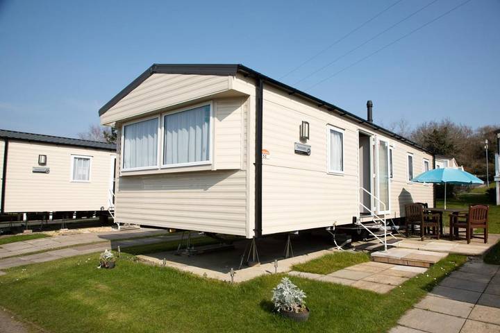 Maison d’hôte pour 3 personnes, avec Terrasse et Jardin ainsi que Bassin pour enfant et Vue à Poole - 4