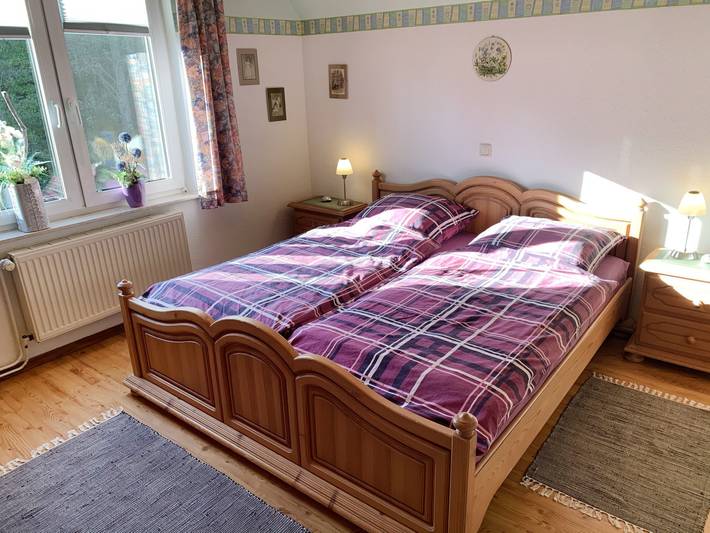 Ferienwohnung für 2 Personen, mit Terrasse und Garten in Hage - 4