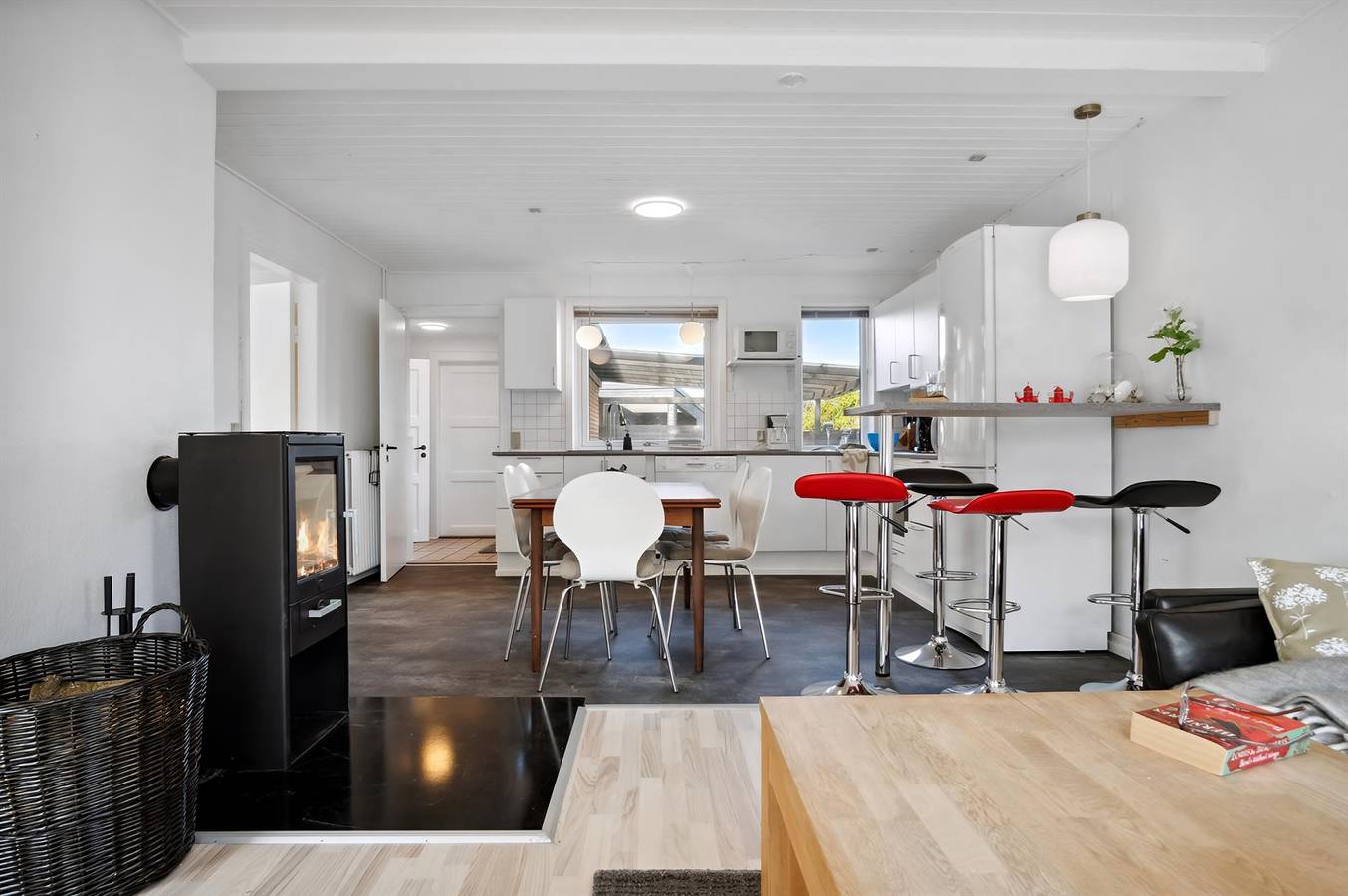 Pet friendly home in Hvide Sande with Wifi in Bjerregård, Holmsland Klit