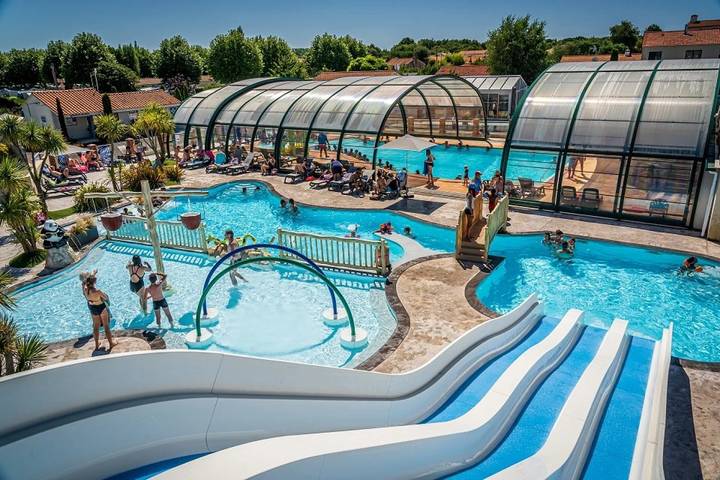 Camping pour 6 personnes, avec bassin pour enfant aux Les Sables-d'Olonne - 2
