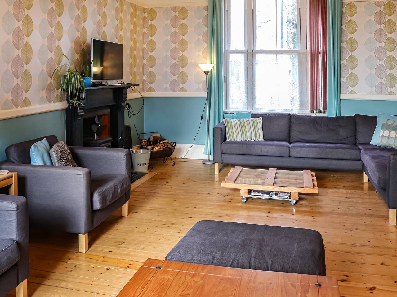 Holiday Rental for 14 People in Blaenau Ffestiniog, Gwynedd