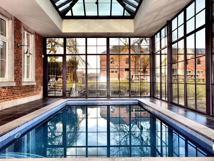 Chalet para 25 personas, con terraza y jardín además de piscina y sauna, Familias con niños - 1