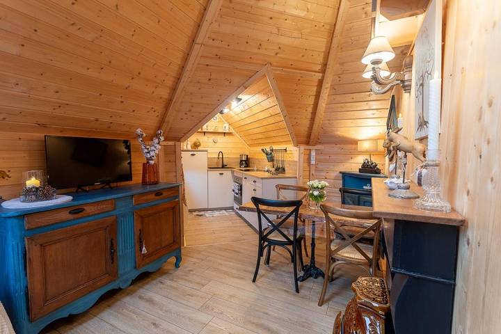 Tente pour 4 personnes, avec jardin ainsi que jacuzzi et sauna dans les Ardennes - 2