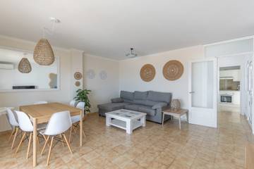 Villa in Alaior Municipality, Coast of Menorca für 6 