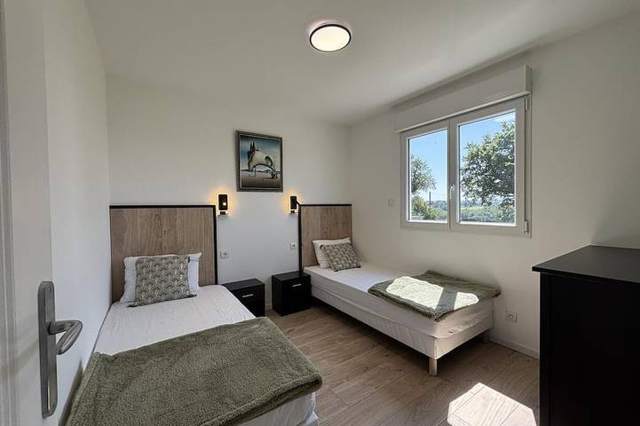 Gîte pour 4 personnes, avec jardin à Marcillat-en-Combraille - 4