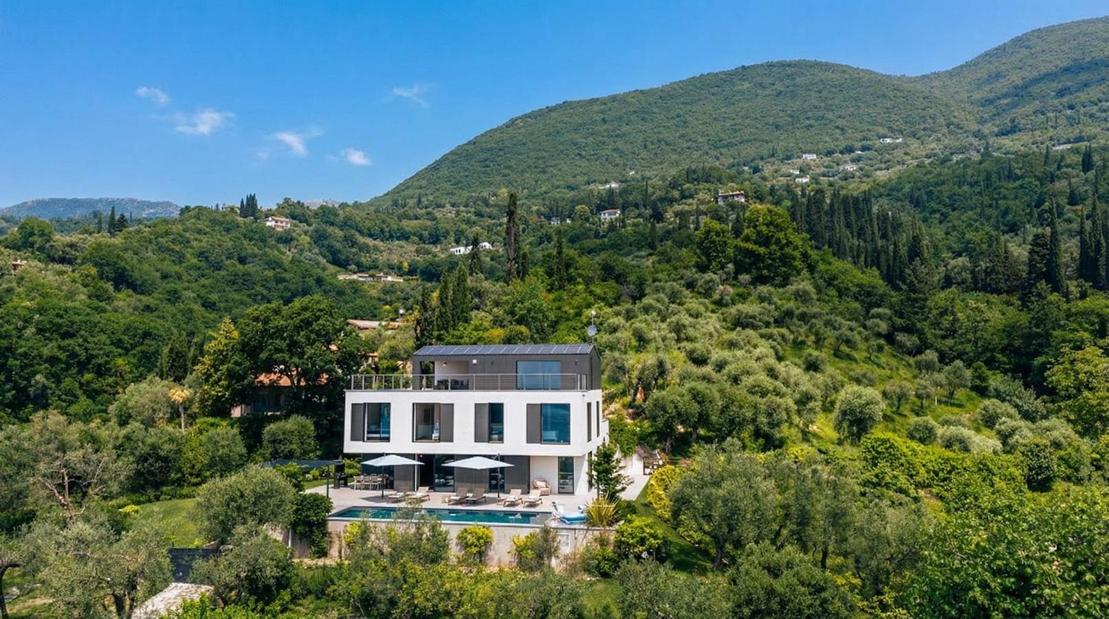 Villa Dolce Vista in Gardone Riviera, Gardasee-Berge