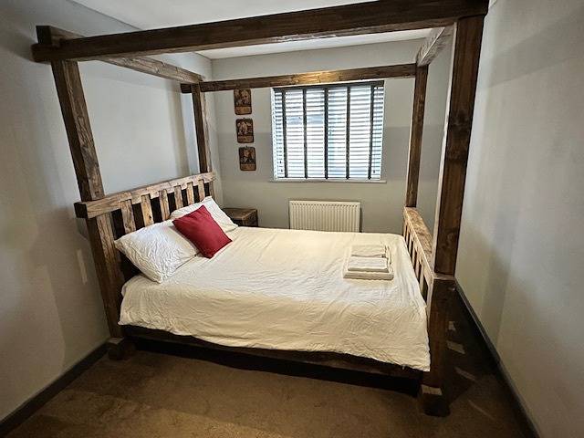 Leamington Spa-3 Bed-Garden-Pets-Free Parking in Leamington Spa, Warwickshire