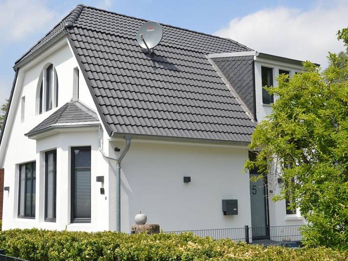 Ferienhaus für 8 Personen, mit Garten in Wilhelmshaven
