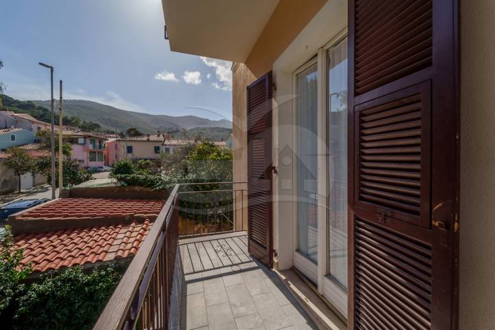 Apartamento vacacional entero, Apartamento de vacaciones para 5 personas con balcón in Marciana Marina, Archipiélago Toscano