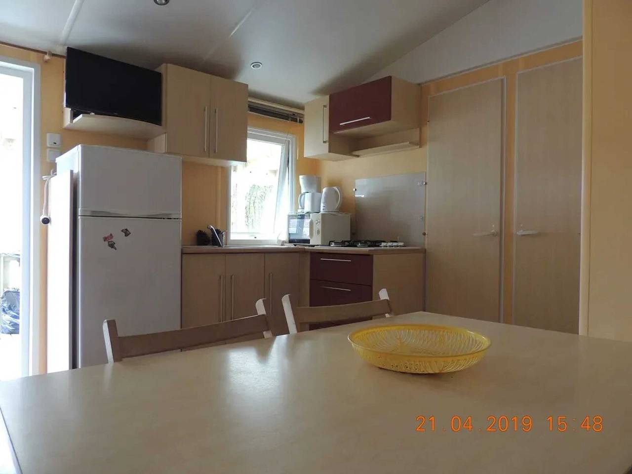 Gezellig bungalow in Angles met gedeeld zwembad in Angles, Vendée