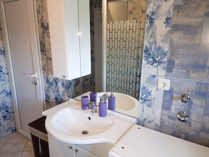 Ganze Wohnung, Modernes Apartment mit Gartenblick in Belišće - 76 m² in Osijek-Baranja