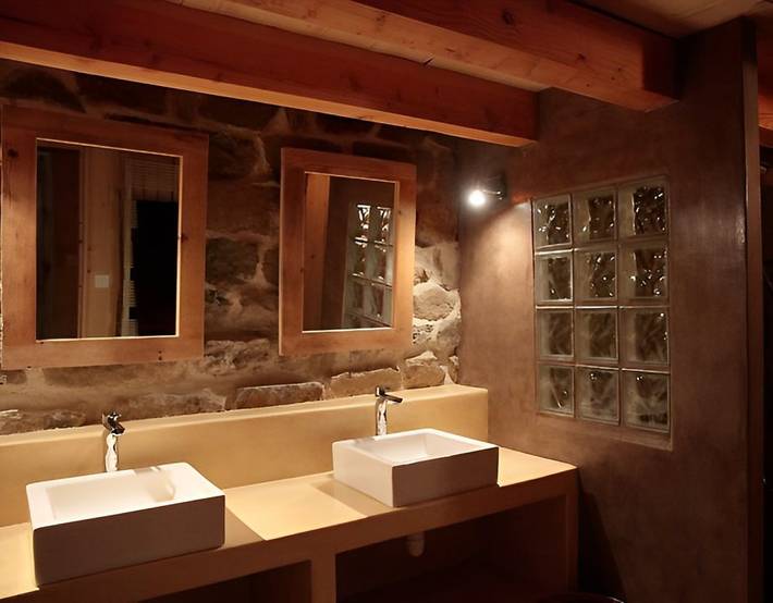 Gîte pour 34 personnes, avec jardin et jacuzzi, animaux acceptés en Ardèche - 2