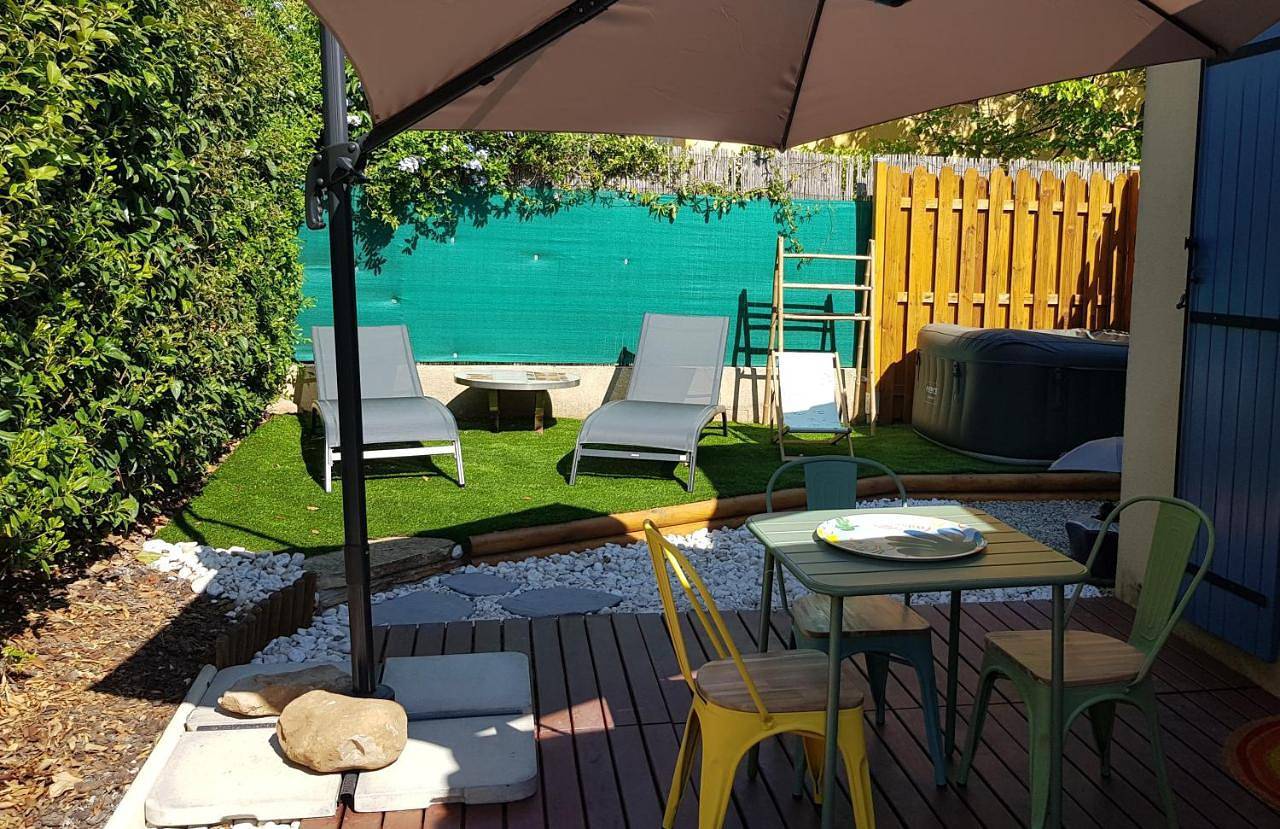 Chez Florence et Bruno in Saint-Cyr-sur-Mer, Côte méditerranéenne (France)