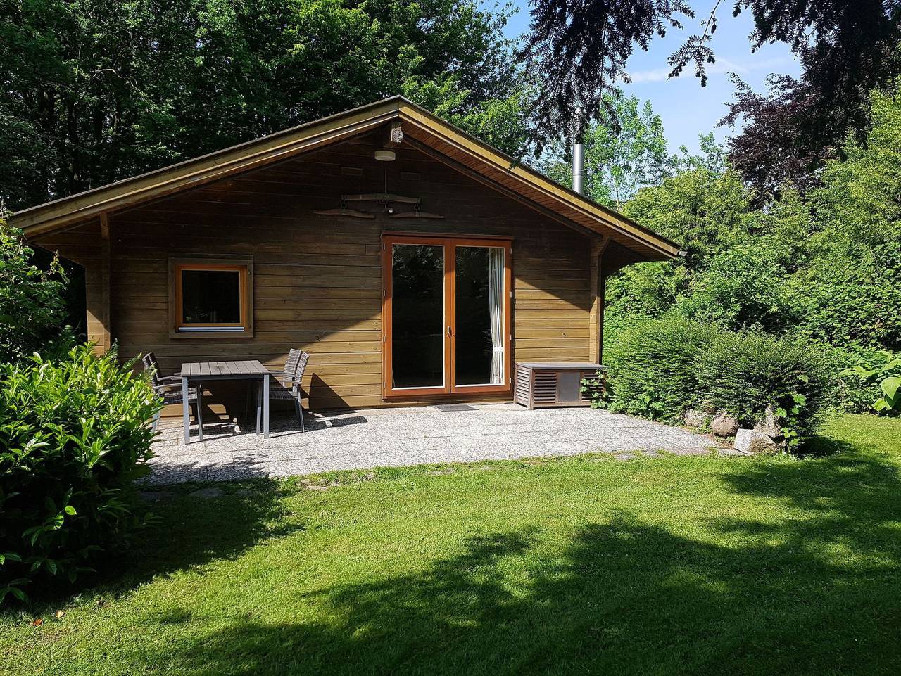 Gemütliches Blockhaus auf historischem Dreiseithof - Ferienhaus Ströh in Steinberg, Schleswig-Flensburg