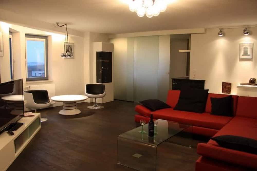 Ganze Wohnung, Designerwohnung in denkmalgeschütztem Wasserturm in Güstrow, Mecklenburgische Seenplatte