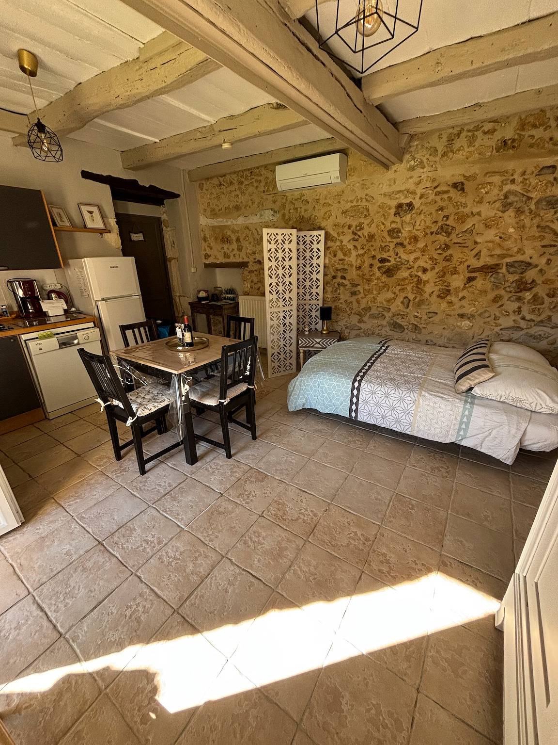 Séjour en couple ou en famille : cottage avec terrasse et piscine in Saint-Sauveur (Dordogne), Périgord Pourpre