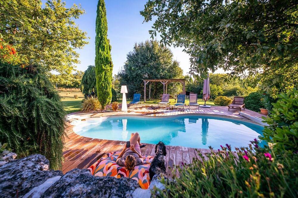 Luxuriöse Villa Panoramablick, beheizter Pool, Spa, Park, absolute Ruhe in Castelnau-de-Montmiral, Albi und Umgebung