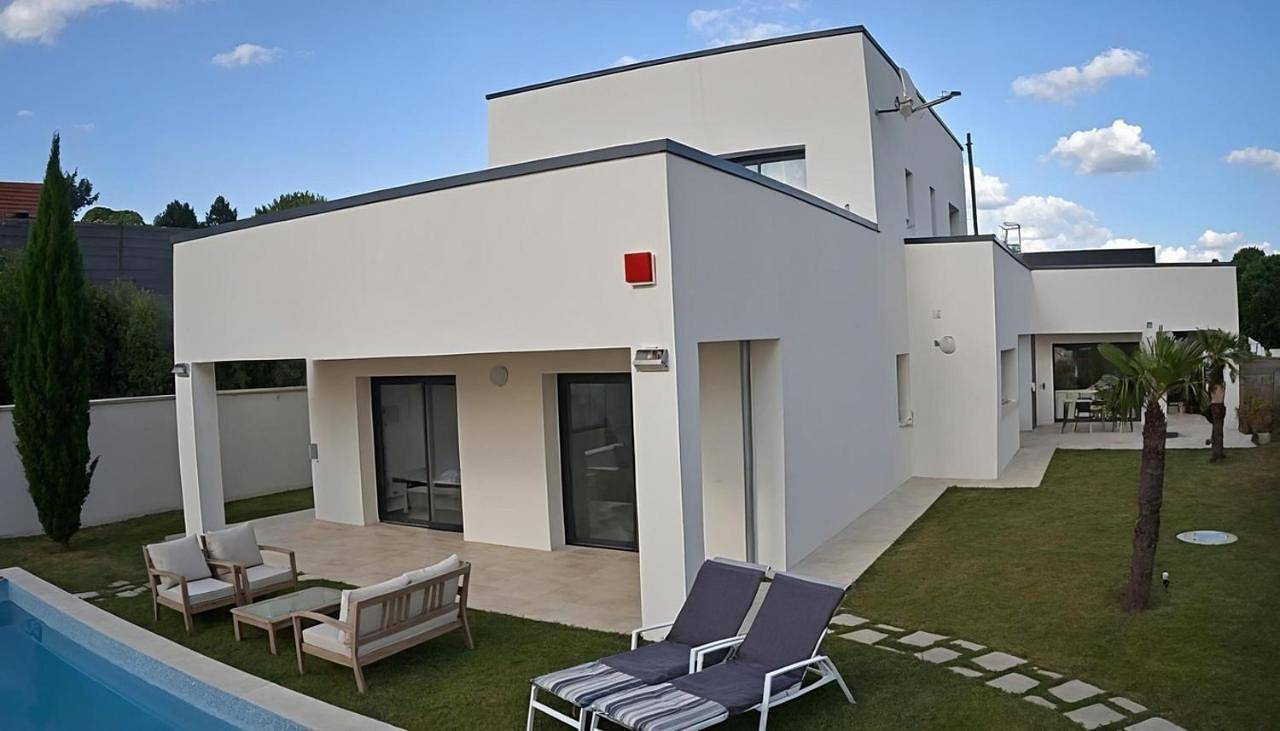 Villa 5 étoiles with swimming pool, sauna and balneo in Parc naturel régional de la Montagne de Reims