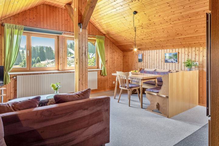 Ganze Wohnung, Helles Apartment Kandel auf dem Bauernhof mit Blick ins Grüne in Schönwald im Schwarzwald, Südschwarzwald