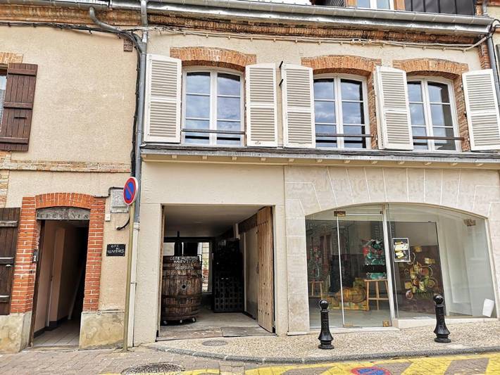 Location de vacances pour 15 personnes, avec Terrasse et Vue à Hautvillers