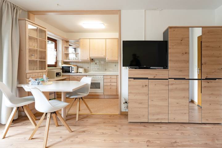 Ferienwohnung für 3 Personen, mit Balkon und Sauna in Fischen - 2