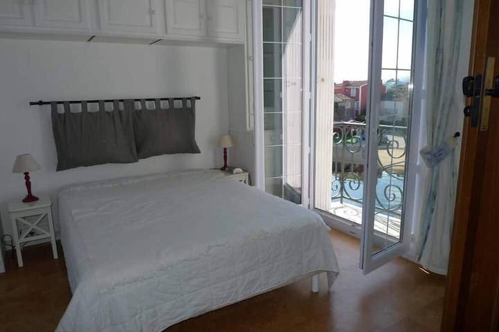 Gîte pour 2 personnes, avec balcon, animaux acceptés dans Port Grimaud - 4