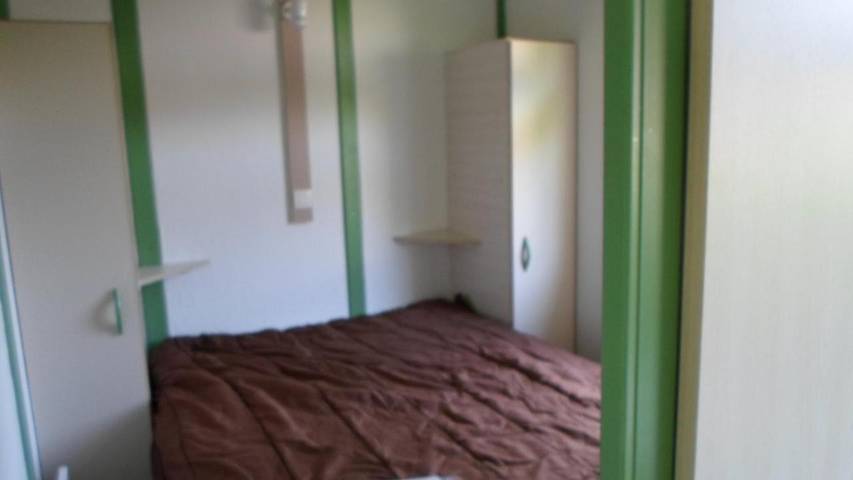 Location de vacances pour 5 personnes, avec piscine et vue ainsi que terrasse et bassin pour enfant à La Chapelle-devant-Bruyères - 3